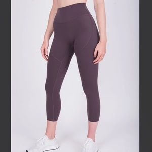 P’tula - The Shelby Legging 23” in Mulberry